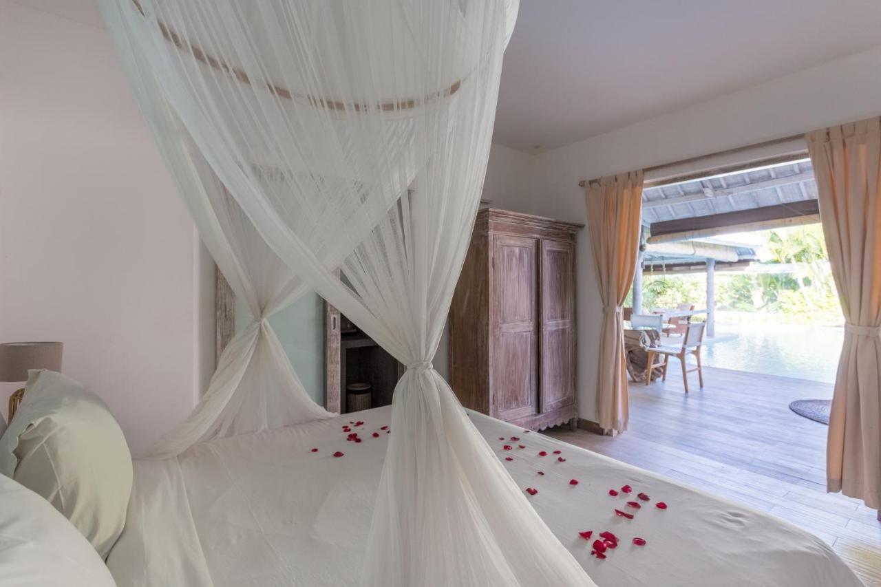 Cocowhite Villa Seminyak  Luaran gambar