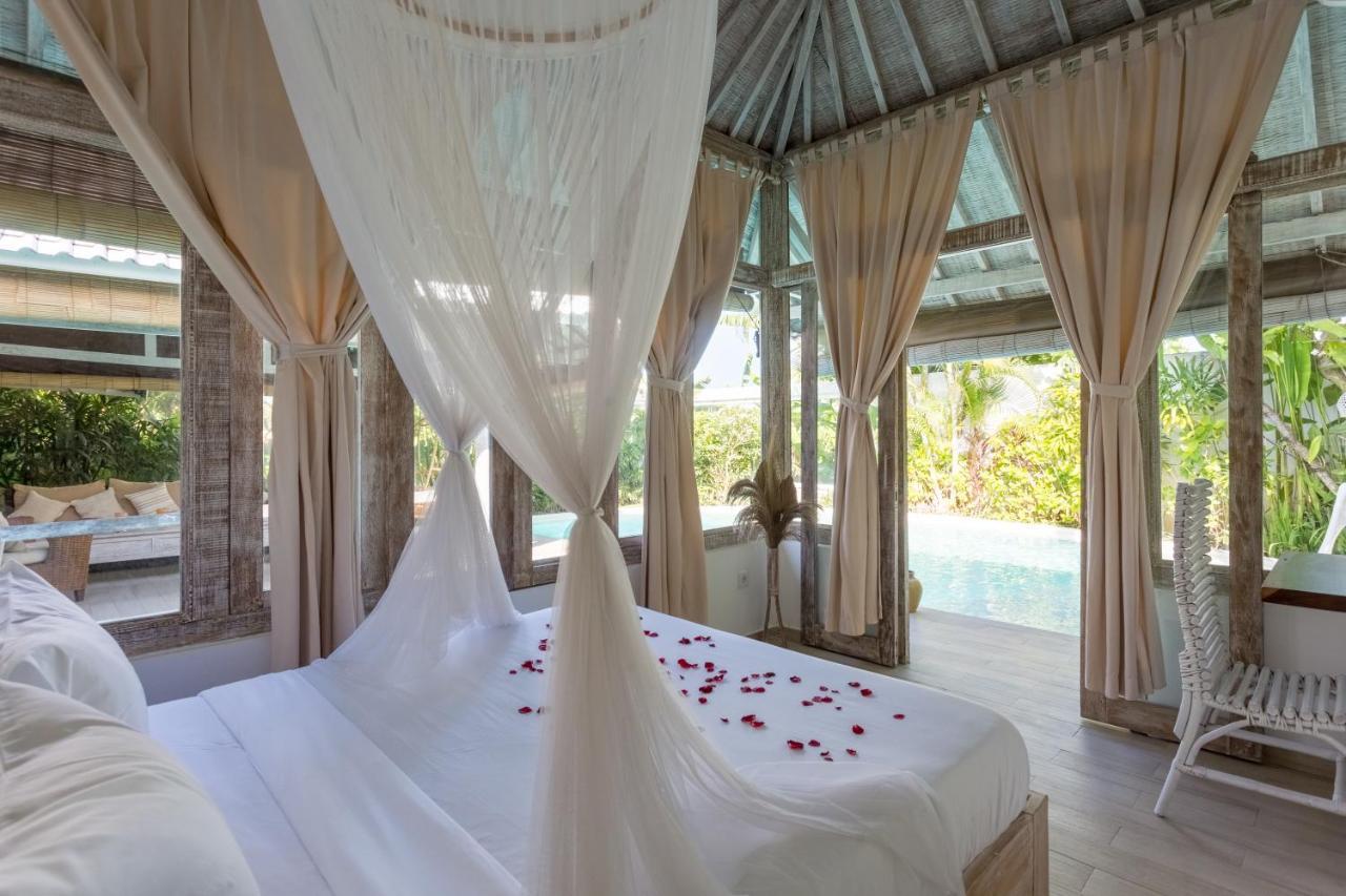 Cocowhite Villa Seminyak  Luaran gambar