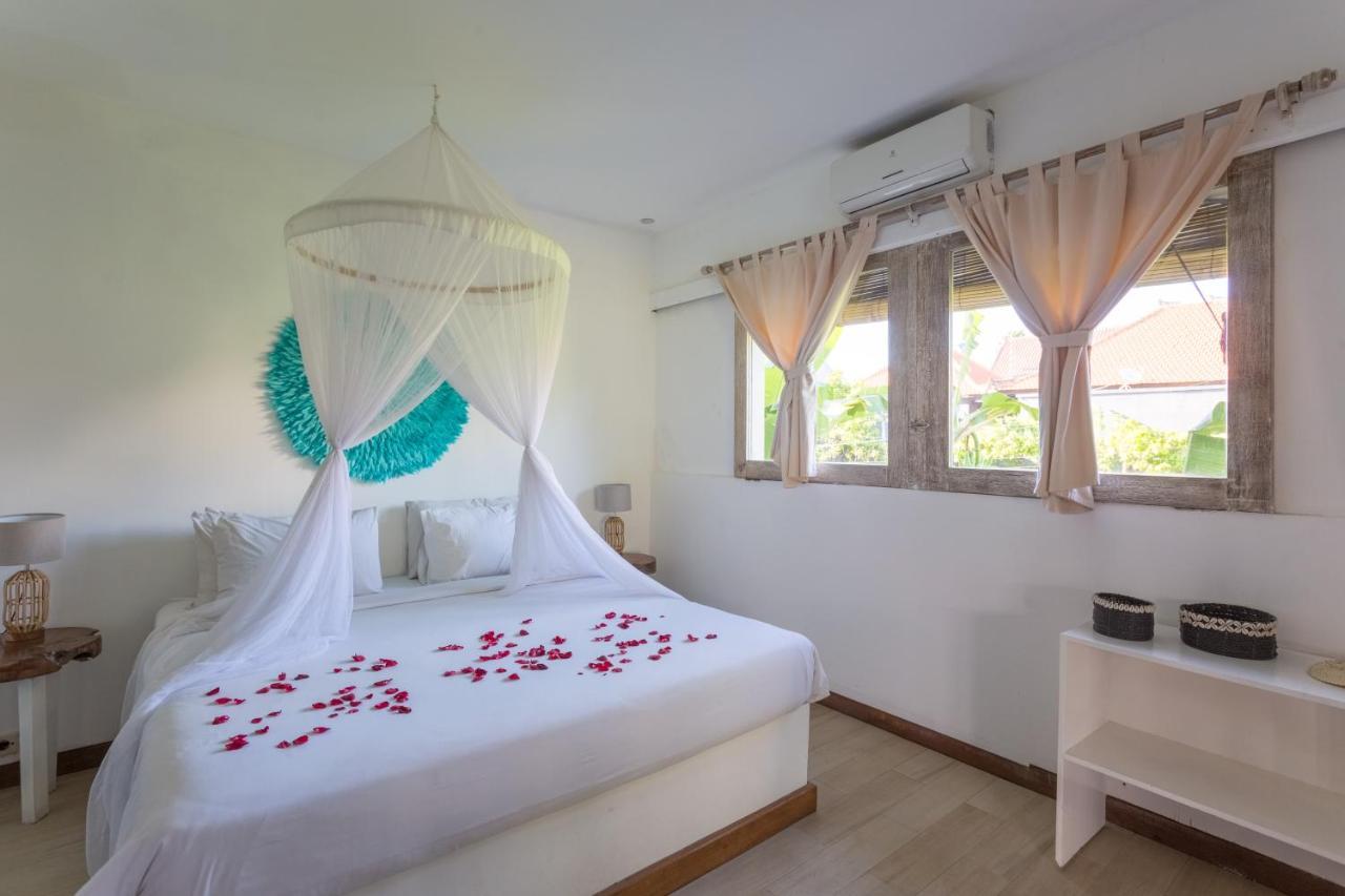 Cocowhite Villa Seminyak  Luaran gambar