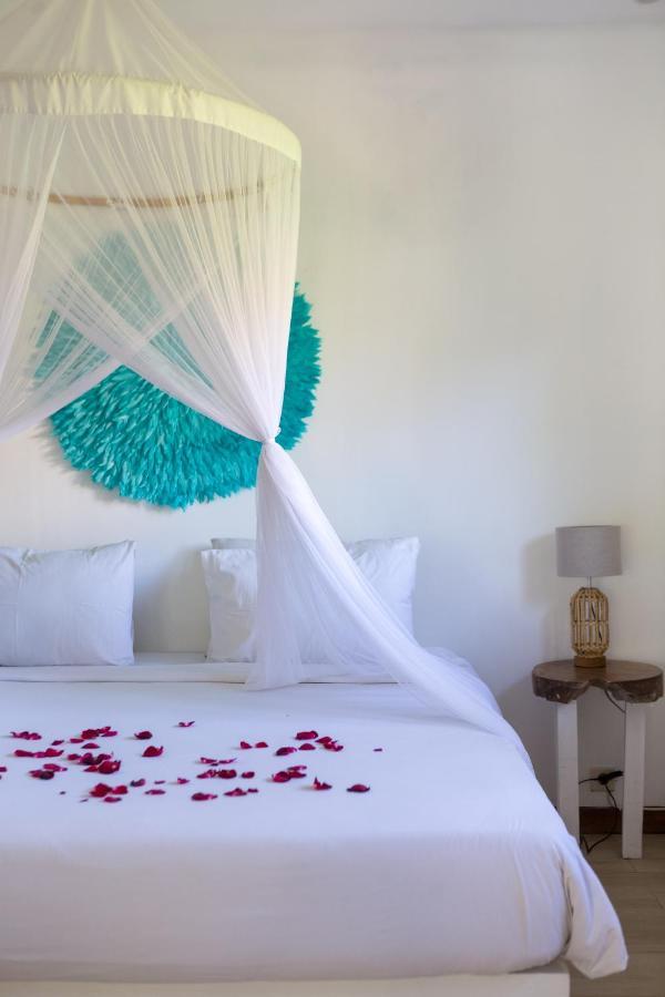 Cocowhite Villa Seminyak  Luaran gambar