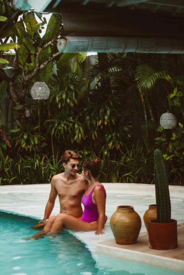 Cocowhite Villa Seminyak  Luaran gambar