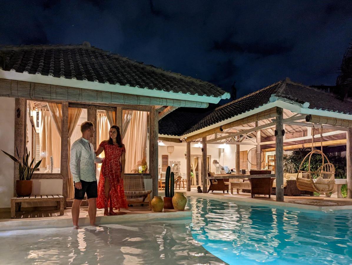 Cocowhite Villa Seminyak  Luaran gambar