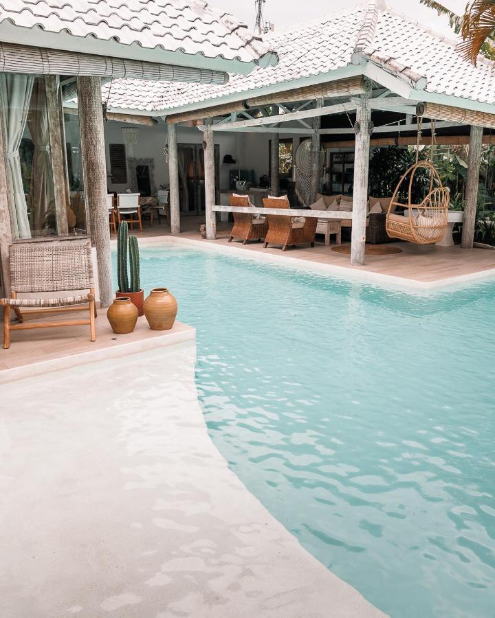 Cocowhite Villa Seminyak  Luaran gambar