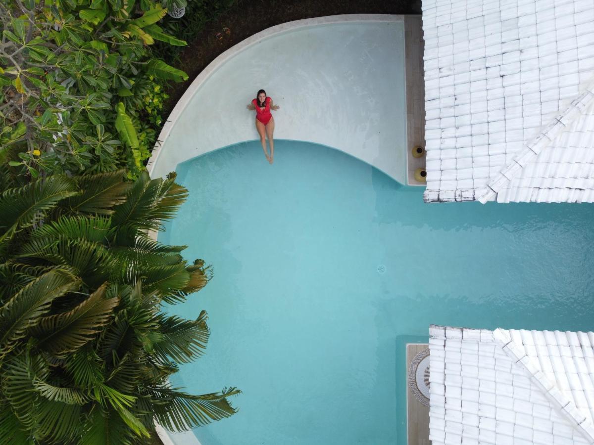 Cocowhite Villa Seminyak  Luaran gambar