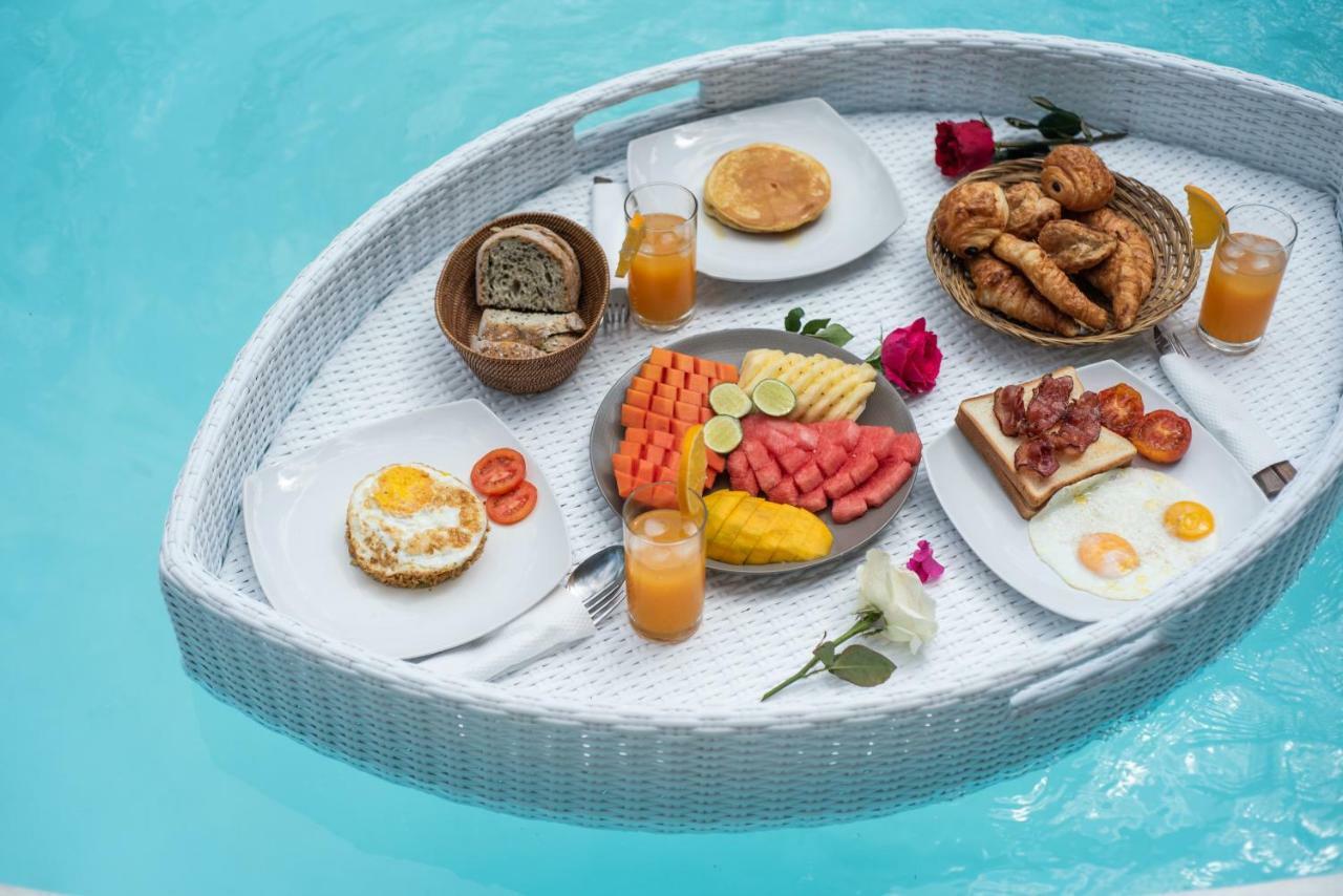 Cocowhite Villa Seminyak  Luaran gambar